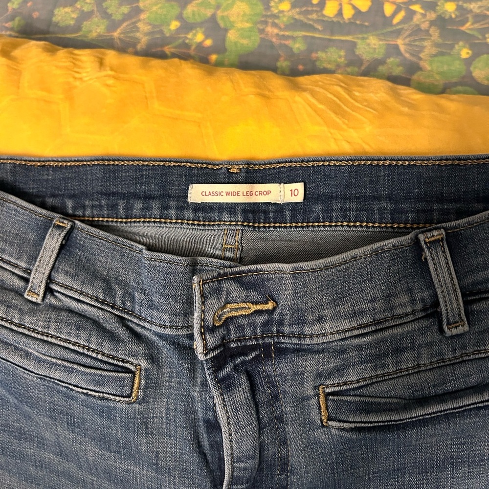 Levi’s Classic Wide Leg Crop Jeans - Blue